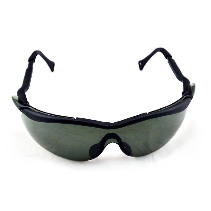 3M 12110流线型防护眼镜