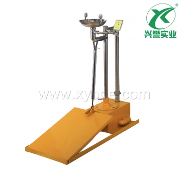 自动排空立式洗眼器（304）+大踏板0202-5013